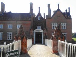 Helmingham Hall & Gardens, Helmingham, Suffolk Wallpaper