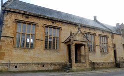 Crewkwerne Wallpaper