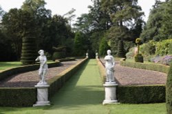 The Long Garden, Cliveden