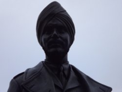 Statue of Mahinder Singh Pujji in St Andrew's Gardens, Gravesend. Erected November 2014.