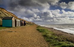 BEACH HUTS AT BARTON ON SEA Wallpaper