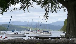 Boats on Lake Windermere at Fell Foot Park Wallpaper