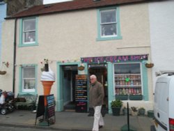 Ice Cream Shop. Wallpaper