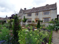 Lytes Carey Wallpaper