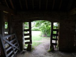 Barrington Court Wallpaper