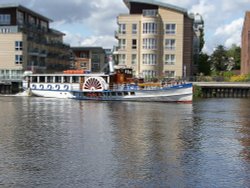 M.V. Yarmouth Belle arrives at Kingston Pier. Wallpaper