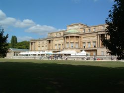 Buckingham Palace Wallpaper