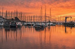 Sunrise on Lymington River. Wallpaper