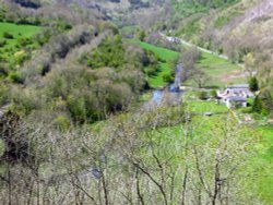 Lovely valley of Monsal head Wallpaper