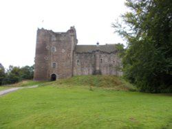 Dourne Castle, Perthshire, Scotland. Wallpaper