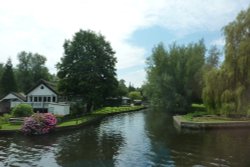 Wroxham Boat Tour - Norfolk Broads Wallpaper