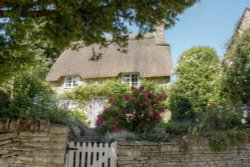 Thatched Cottage, Aynho, Northamptonshire Wallpaper
