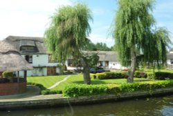 Wroxham, Norfolk Broads - Boat Tour Wallpaper