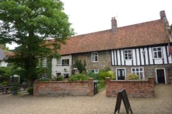 Little Walsingham Architecture (9) Wallpaper