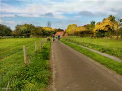 Stour valley Autumn Wallpaper