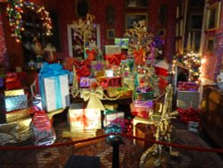 Christmastime at Castle Howard Wallpaper