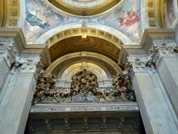 Christmastime at Castle Howard Wallpaper