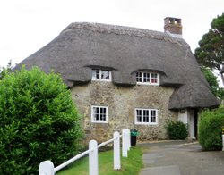 Thatched House, Gods Hill. Wallpaper
