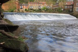Knaresborough North Yorkshire weir Wallpaper