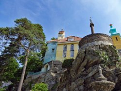 Portmeirion Wallpaper