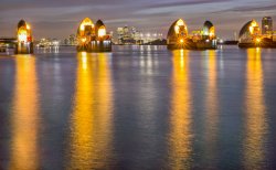 Night Lights of the barrier Wallpaper