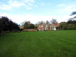 CLUMBER PARK Wallpaper