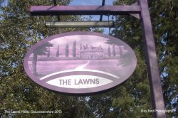The Lawns Hotel Sign, Yate, Gloucestershire 2013 Wallpaper