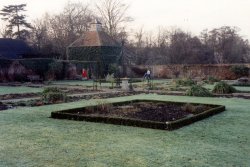 Eastcote house gardens 1988 Wallpaper
