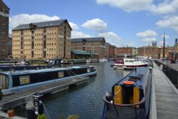 Gloucester Docks Wallpaper