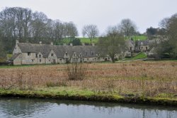 Arlington Row, Bibury, Gloucestershire Wallpaper