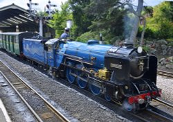 Romney, Hythe and Dimchurch Railway Wallpaper