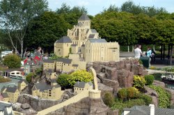 Legoland Windsor Resort Wallpaper