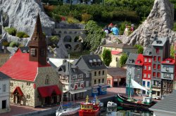 Legoland Windsor Resort Wallpaper