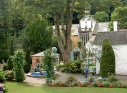 Portmeiirion Village Wallpaper