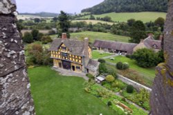 Stokesay Castle Wallpaper