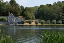 Boat House at Park Place, Henley-on-Thames Wallpaper