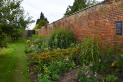 Berrington House walled garden Wallpaper