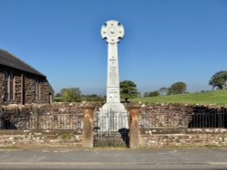 A FIRST WORLD WAR MONUMENT TO THE MEN FROM CUMWHINTON,CUMBRIA Wallpaper