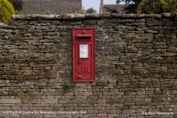 Wall Postbox, Station Road, Badminton, Gloucestershire 2011 Wallpaper