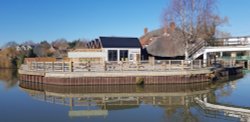 The Boathouse, Yalding Wallpaper
