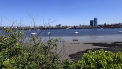 Upper Upnor Wallpaper