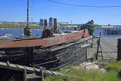 Lower Upnor - Sorry no boat trips today! Wallpaper
