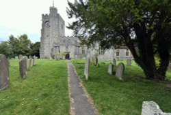 St. Mary's Church, Chilham Wallpaper