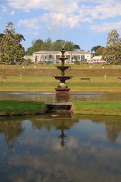 Bicton Fountain and Entrance