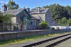 Wensley Station Wallpaper