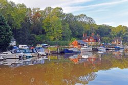 River Medway at Allington lock Wallpaper