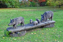 Ramster Gardens, Chiddingfold Wallpaper