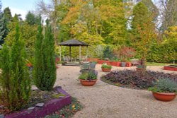 Ramster Gardens, Chiddingfold Wallpaper