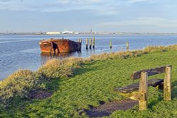 River Medway at Gillingham Riverside Country Park Wallpaper