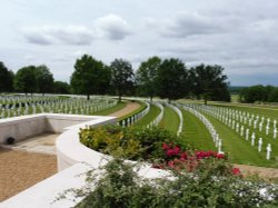Rows of crosses, Cambridge American Cemetery Wallpaper